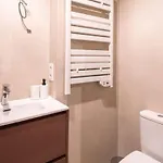 Dockside Haven Olabeaga 아파트 *
